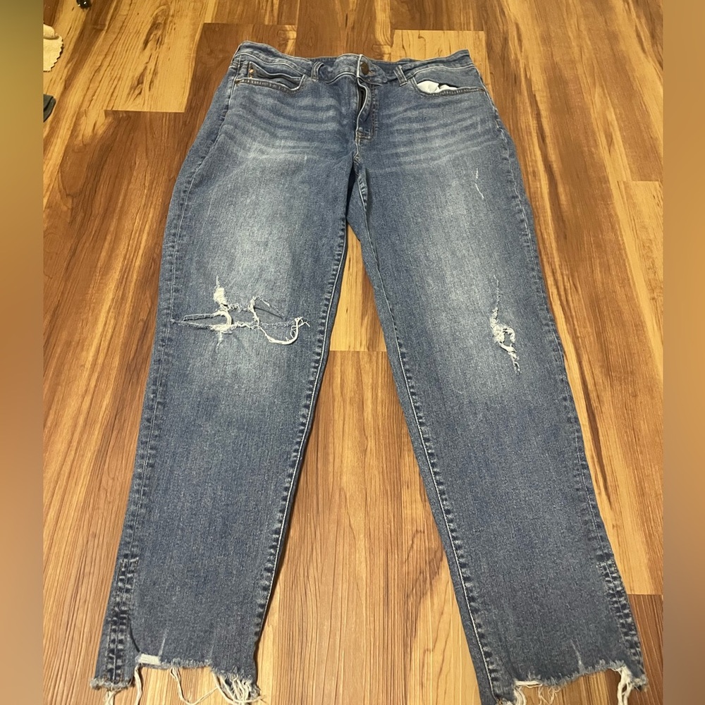 Maurices distressed boyfriend jeans, size 16